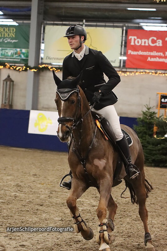 Indoor Beukers 30-12-2022 120cm Klassiek Prijsuitreiking