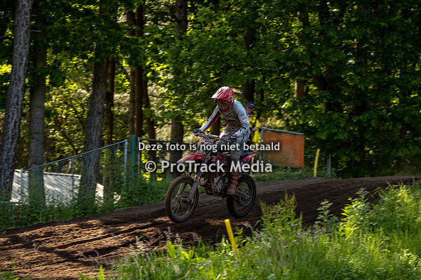 03. Nationales & Inters