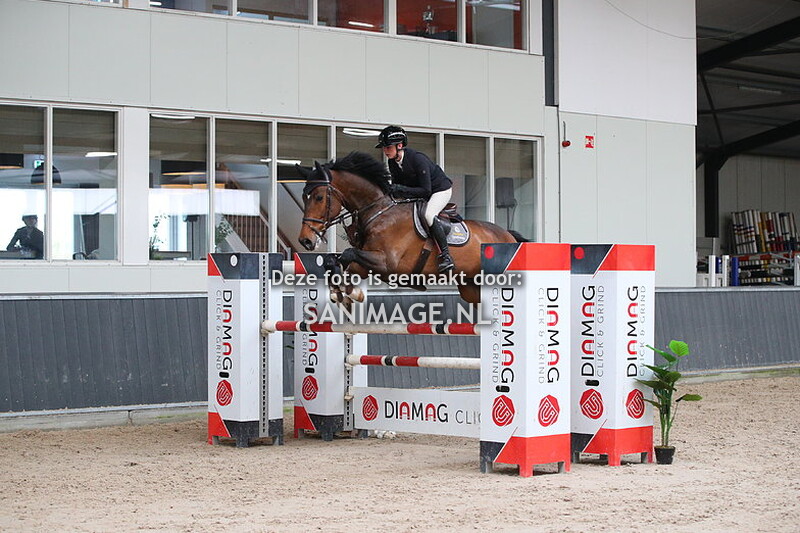 De Voornruiters De Meern Springen paarden 15-03-2024 120 cm