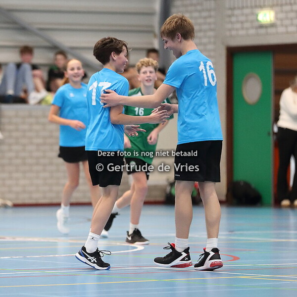2024-12-30-U15-22-De Hunze - Zeeland Gertrude de Vries