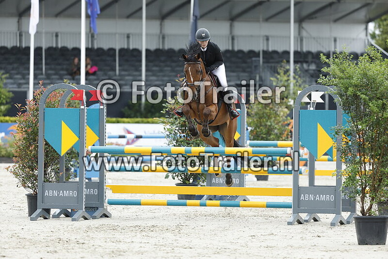 kimberley van der mik