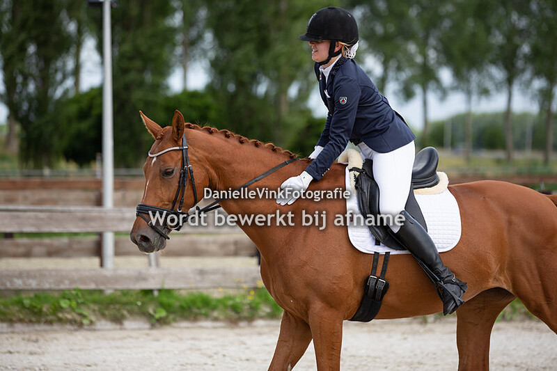 Caitlin Bax - Calamity Jane Z