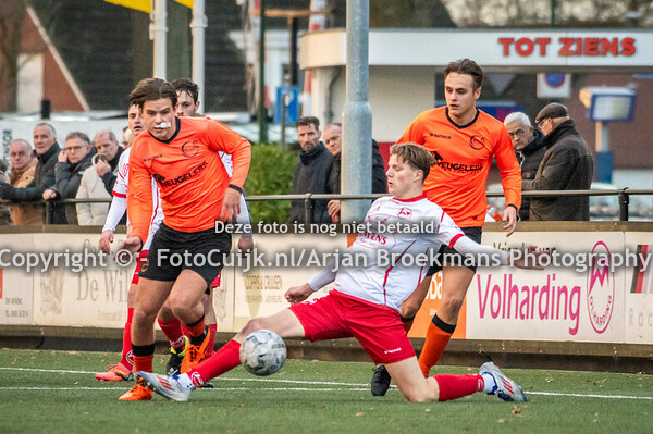 Volharding 1 - S.V. Laar 1