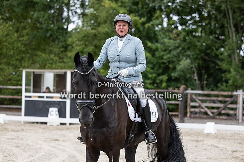 Edith de Wild - Falke van de Lokven Hoeve
