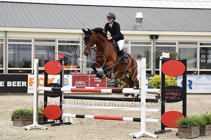 Annabel Adriaansen - Lisboa