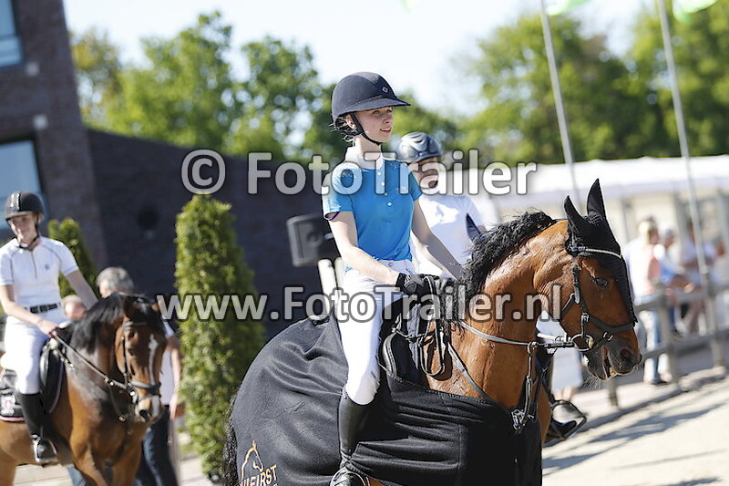 Hippisch Geesteren Prijsuitreiking Finale Klasse L-B Cat. D-E