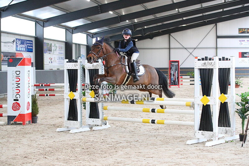 De Voornruiters De Meern Springen pony's 09-03-2024 70+80 cm Middag