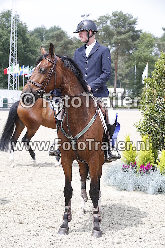 S12 -Small Tour 1.35