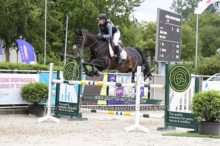 Jillian Terceira - Miss Viktoria