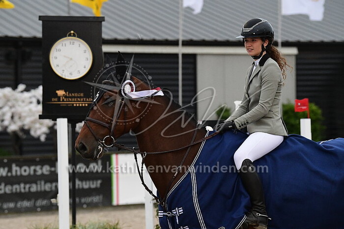 Roos van Oosten - Kantorado