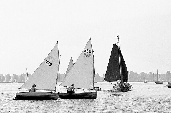 21 augustus 1971 Haarlem, Spaarne 12-Voetsjollen wedstrijd.
