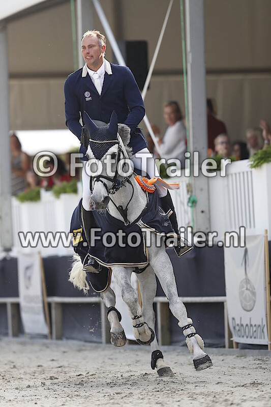 Awards S15 - Big Tour