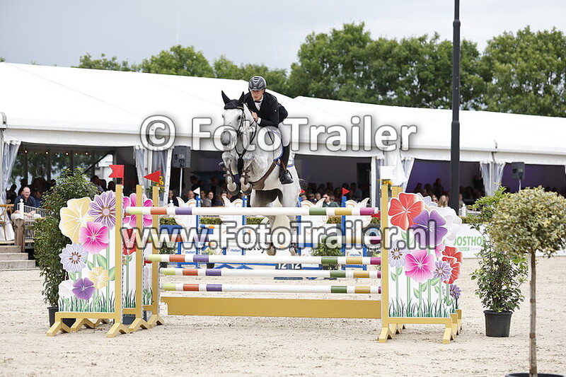 dennis van den brink