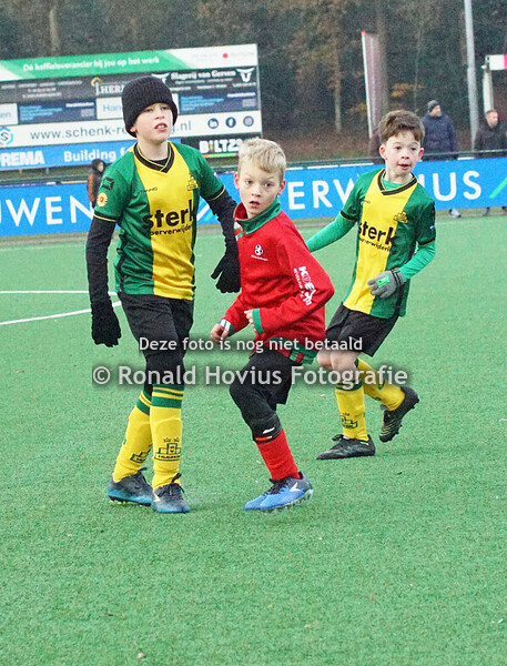 22-11-2025 Zuidvogels JO9-7 - Huizen JO9-6JM