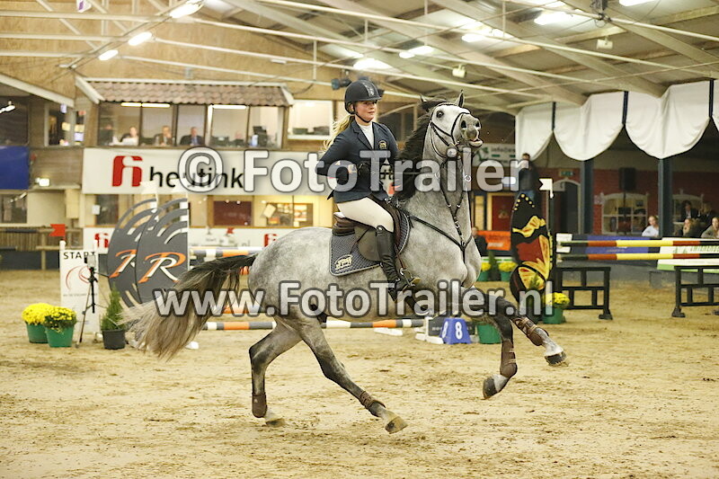 Isabelle van Straaten