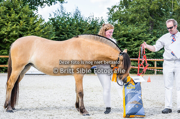 Fjordenkeuring Roden 20-08-2022 - merries 2 jaar