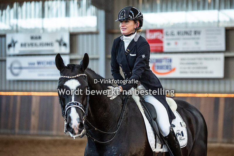 Marlies van Baalen Go Legend