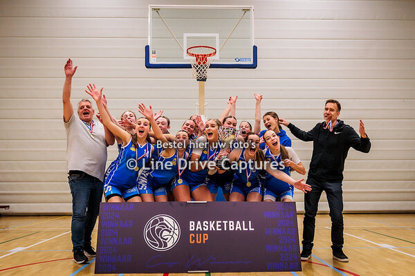 Basketball Cup Finale: Vrouwen U18 Dozy den Helder – Celeritas-Donar