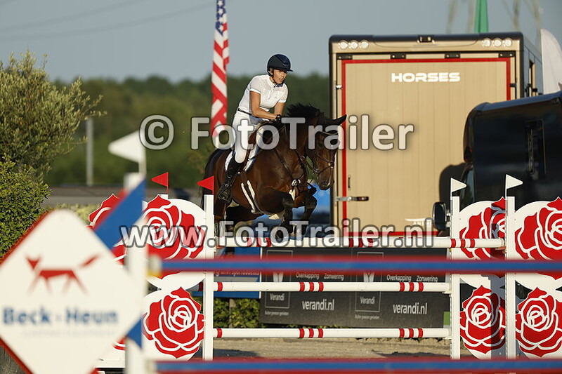 marleen van der burg