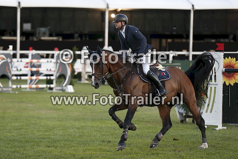 Marton Benedek Schneider