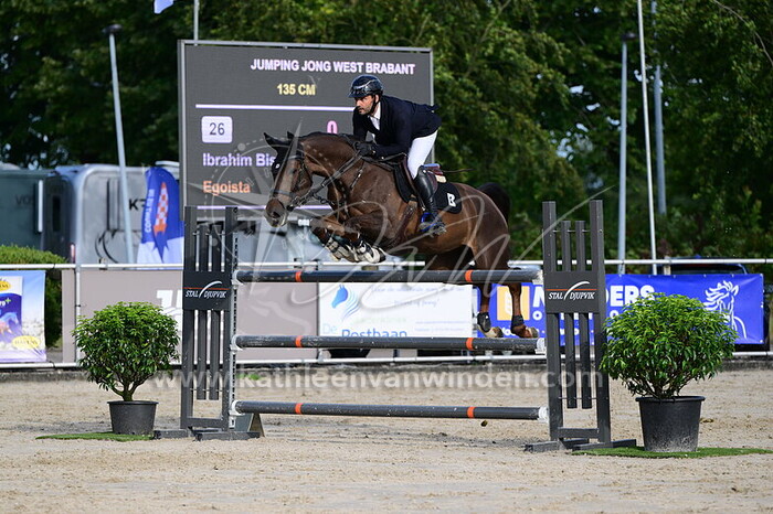 Ibrahim Bisharat - Egoista