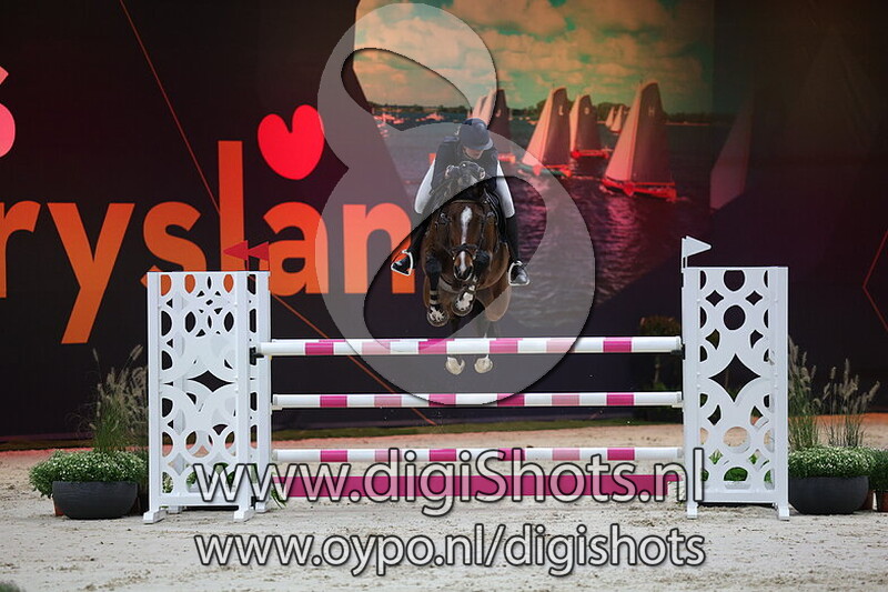 Nora van de Ruiterweg