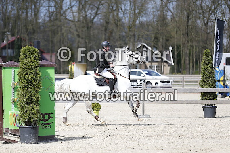 Roderick Van den Engh