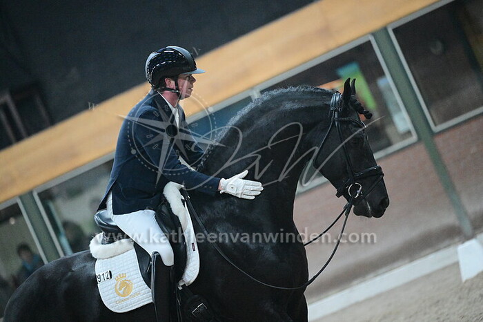 Robin van Lierop - Macho van Cayenne Syables