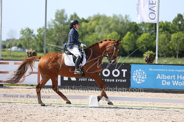 Louise van den Berg - Eva