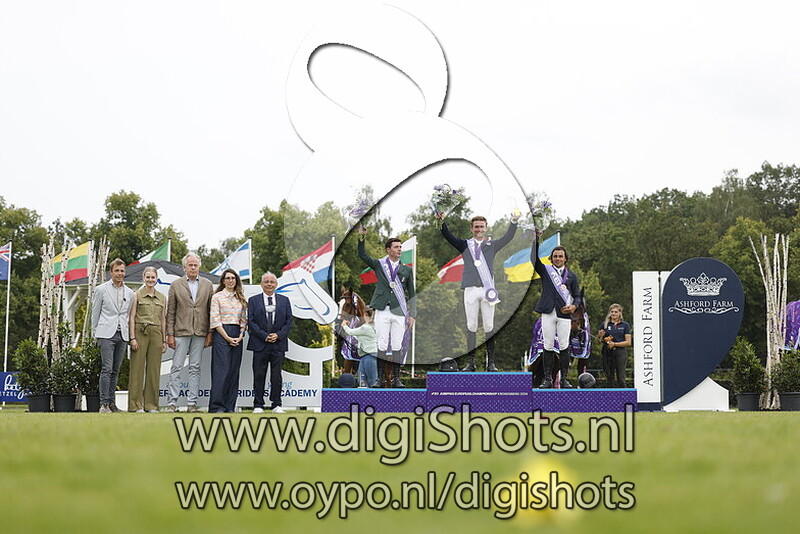 01 Podium Young Riders Individual