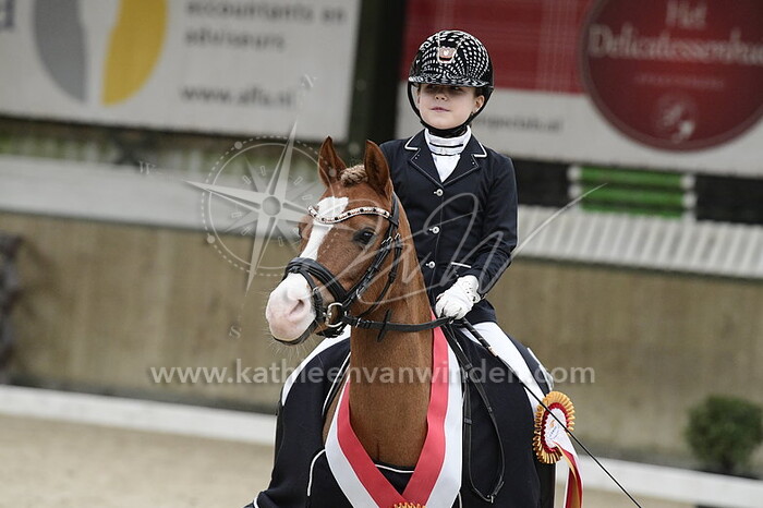 Lizzy Cloo - Silver Lady