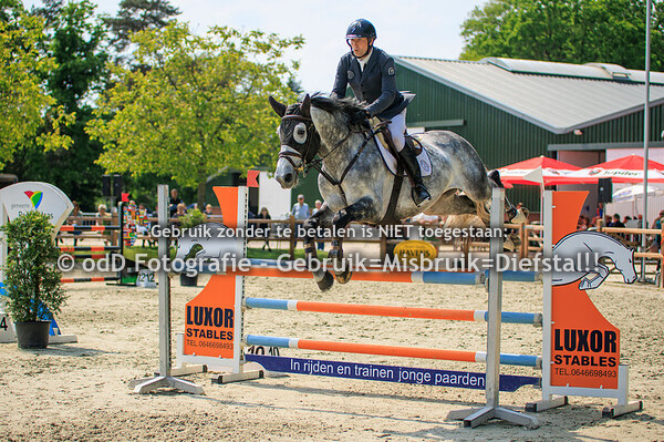 Heldense Ruiterdagen Paarden 120cm 11-05-24