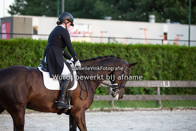 Vera Van Verre - Change Faith