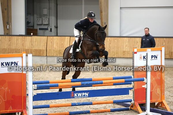 06-12-25 KWPN VO springen najaar