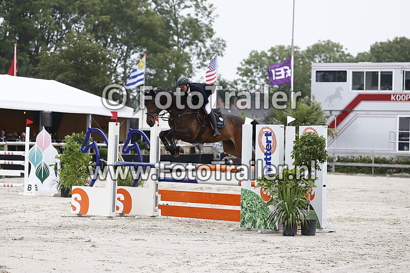 marwin van den nieuwenhuijzen