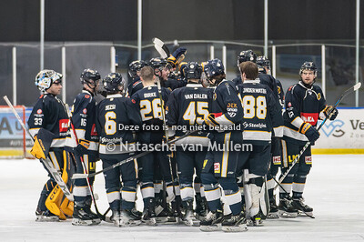 2025-01-17 IJshockey: Zoetermeer Panters-UNIS Flyers (m)