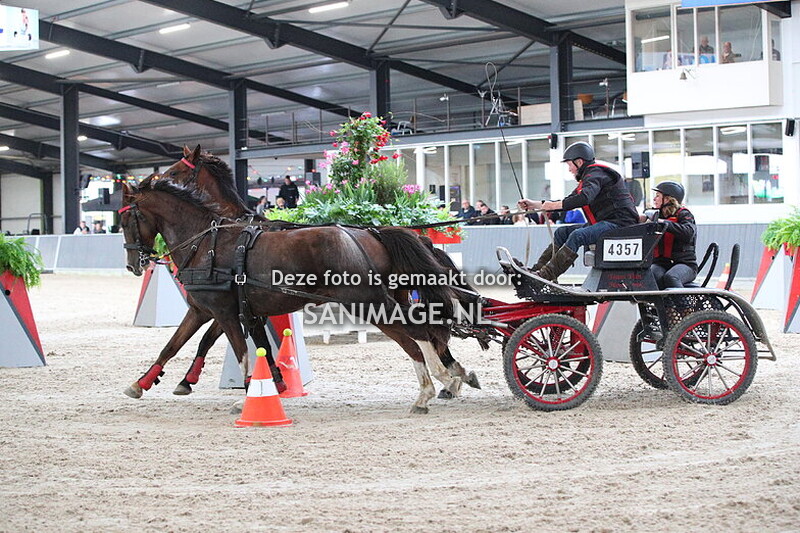 De Voornruiters De Meern Menmarathon 04-10-2024 Paarden 2-span 15.30 uur