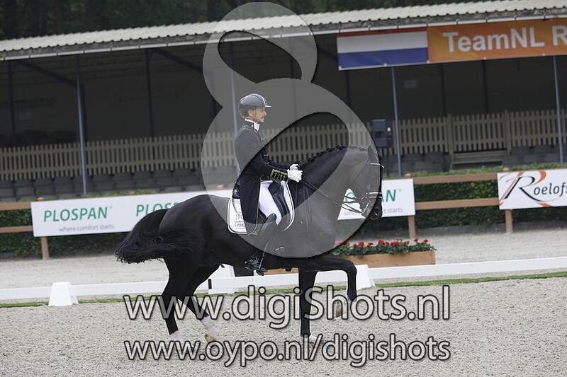 Glock's Toto Jr N.O.P