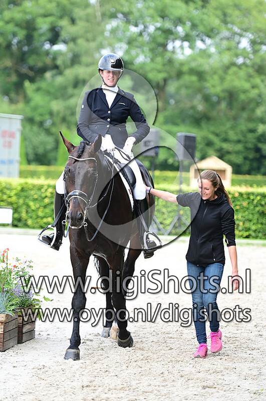 Dressuur Klasse ZZ Licht