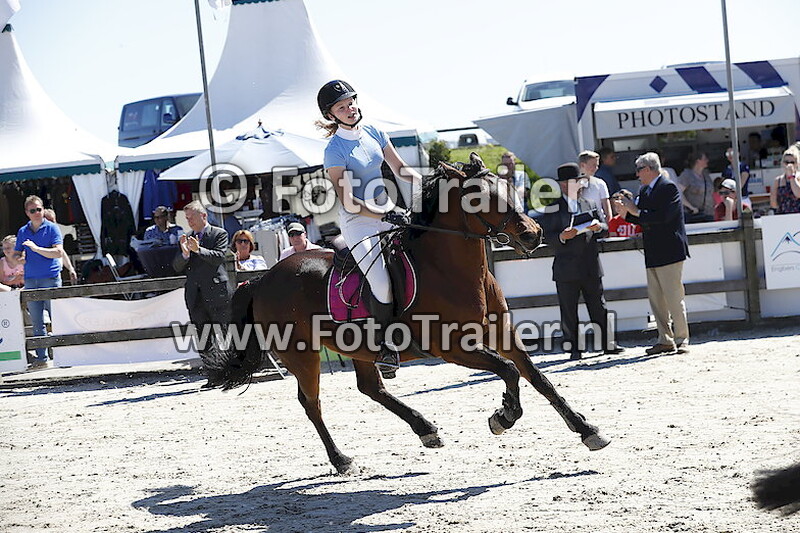 Hippisch Geesteren Prijsuitreiking Ponys Finale