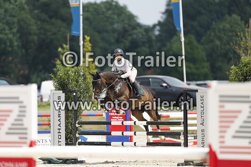 kirsten van den berg