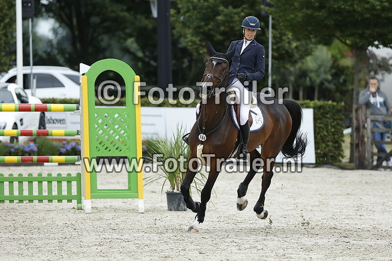 marleen van der burg