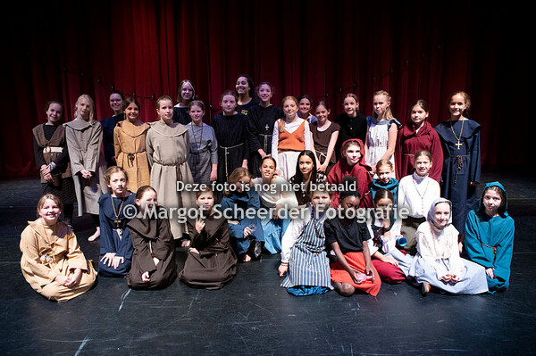 07 Scène 11 - De Heilige Graal