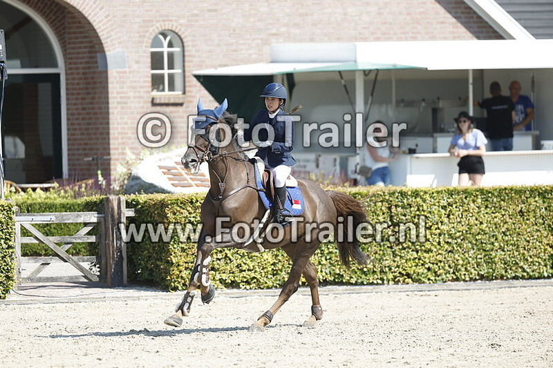 catherine yen tung chew