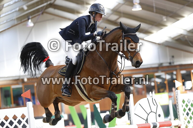 samantha alexis mackenzie