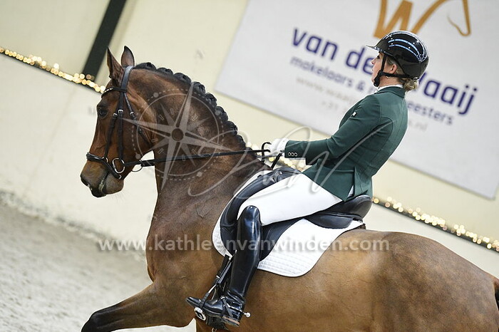 Lonneke Musch - At First Sight