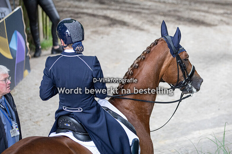 Ineke den Drijver - Hugo DL