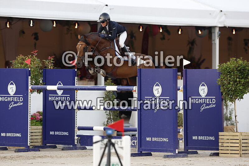 oda charlotte lyngvaer