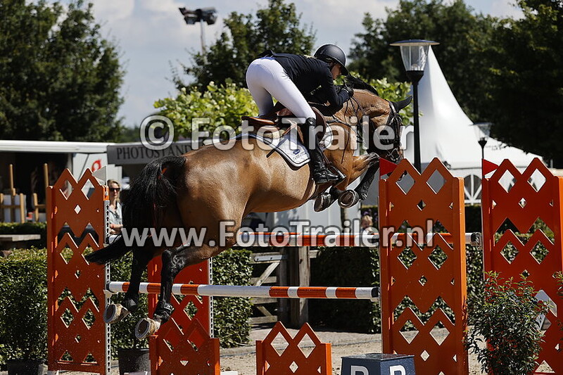 laura baaring kjaergaard