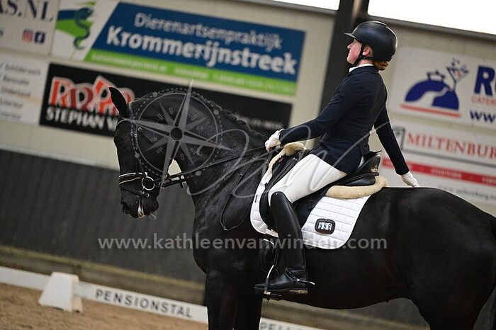 Robin Simons - Nightfighter